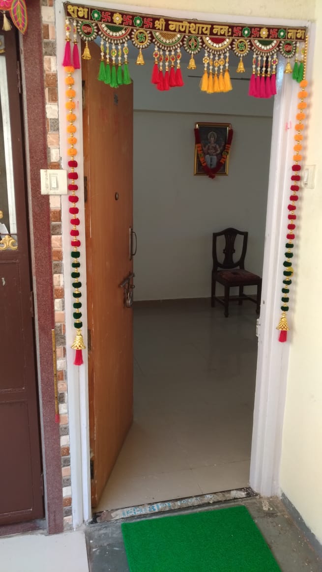 2 BHK Semi Furnished in Vatsalya , Kandivali West